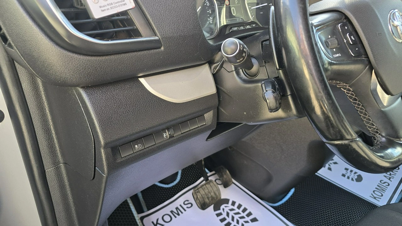 Toyota Proace Verso - Zdjęcie 17