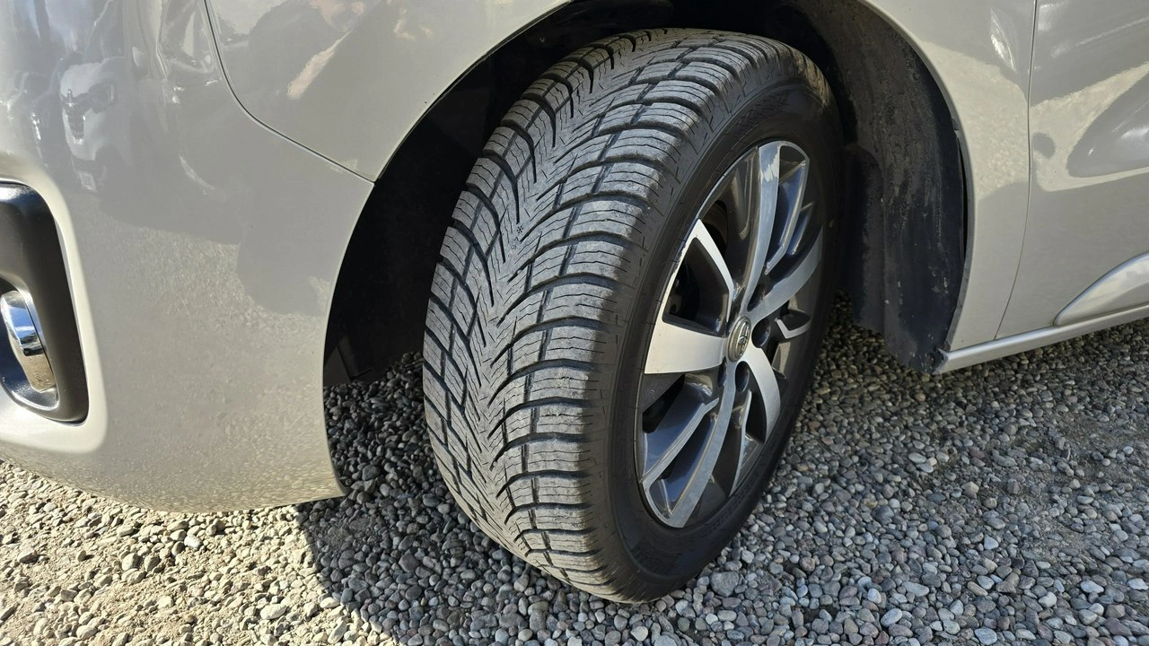 Toyota Proace Verso - Zdjęcie 24