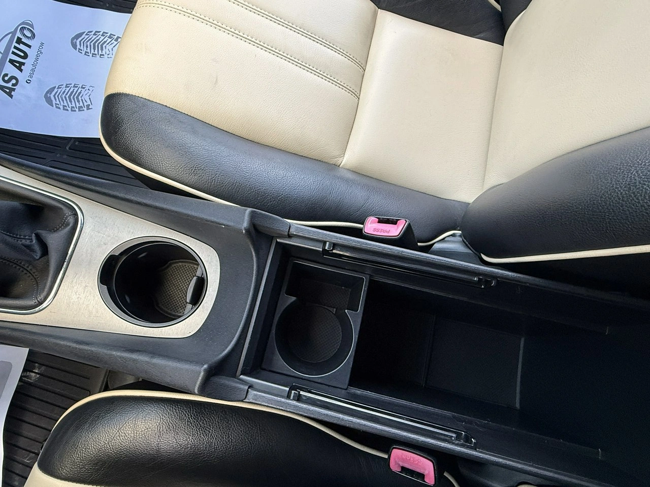 Toyota Avensis - Zdjęcie 58