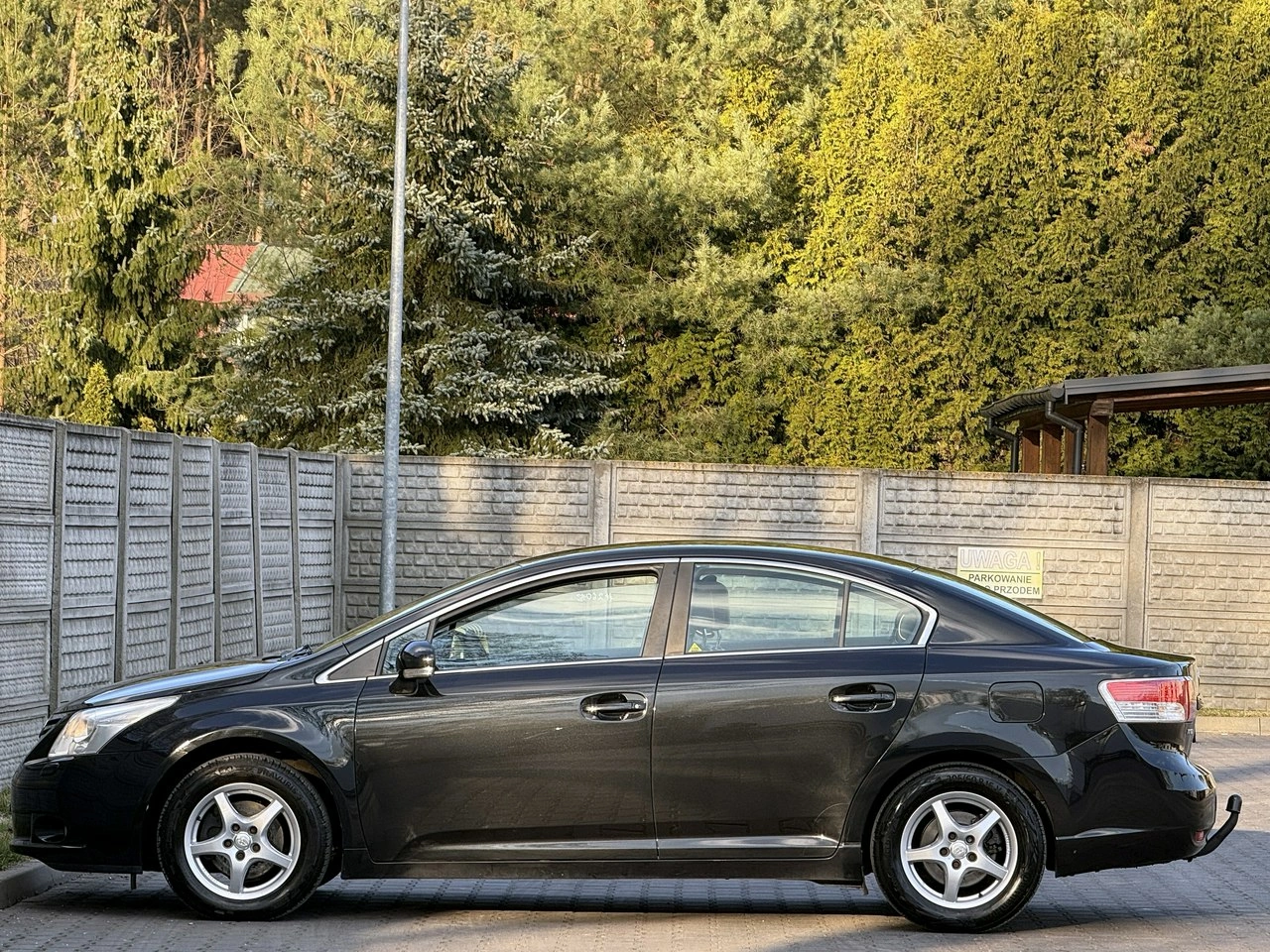 Toyota Avensis - Zdjęcie 33