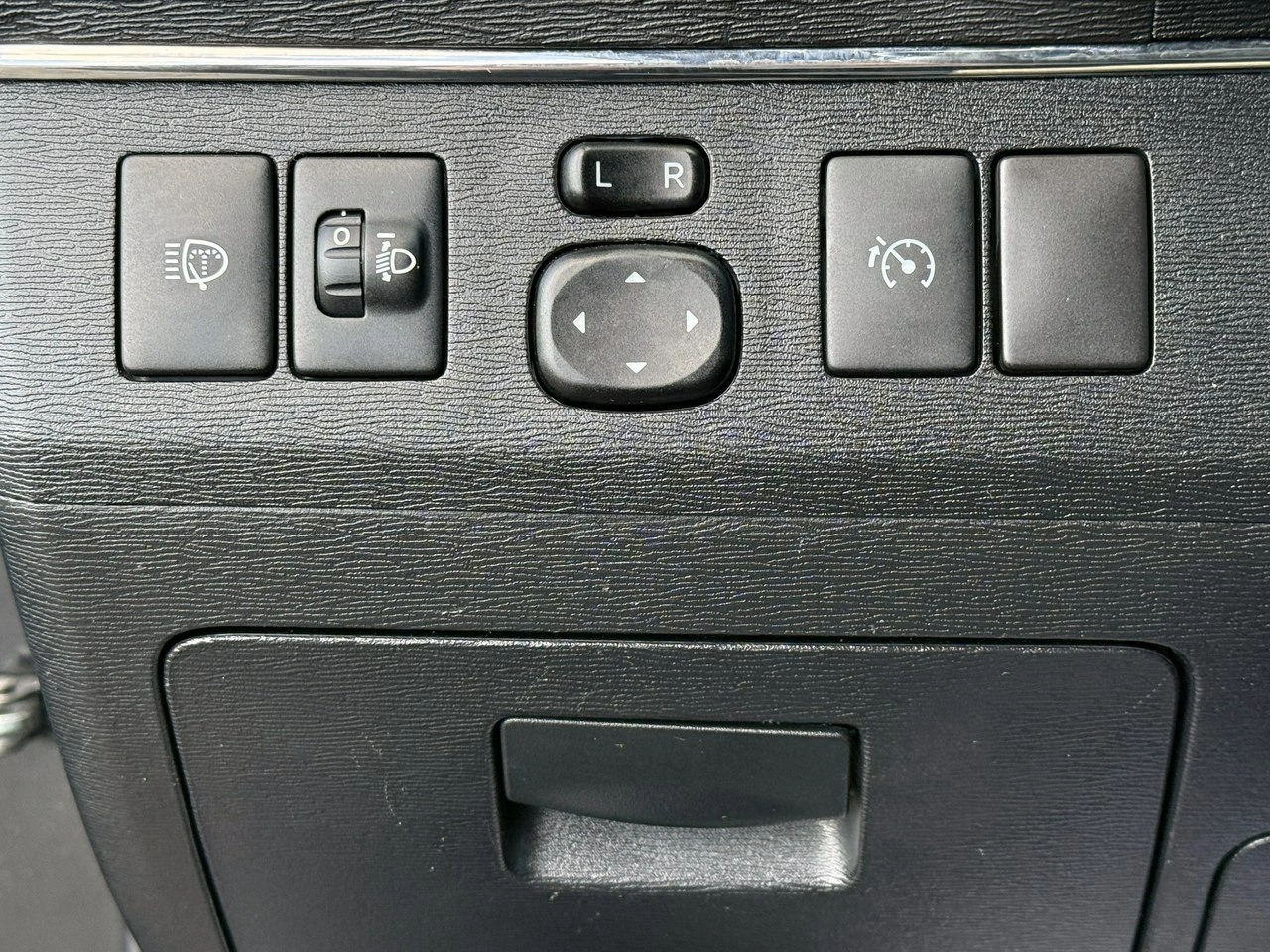 Toyota Avensis - Zdjęcie 15