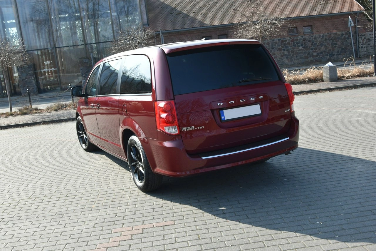 Dodge Grand Caravan - Zdjęcie 21