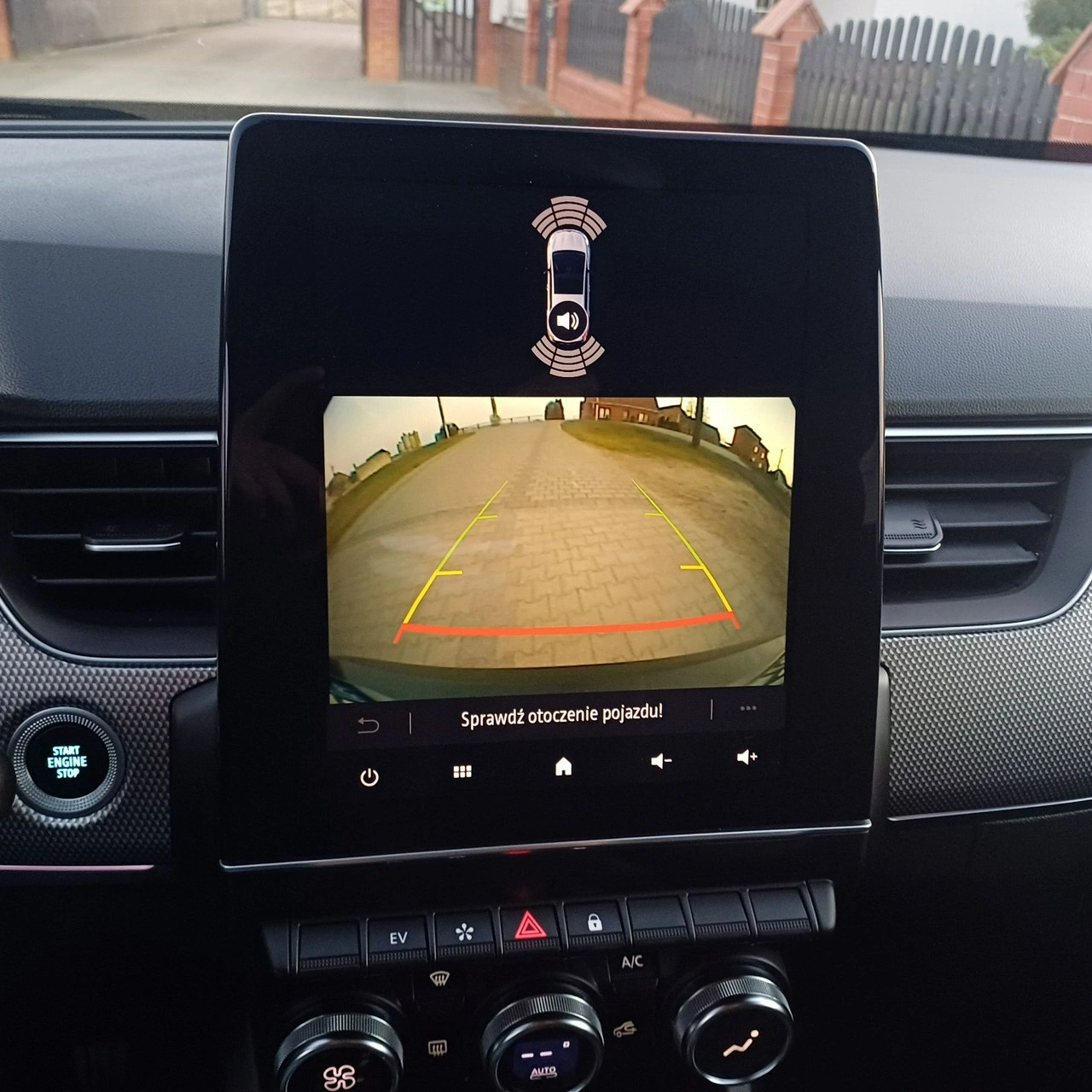 Renault Arkana - Zdjęcie 14