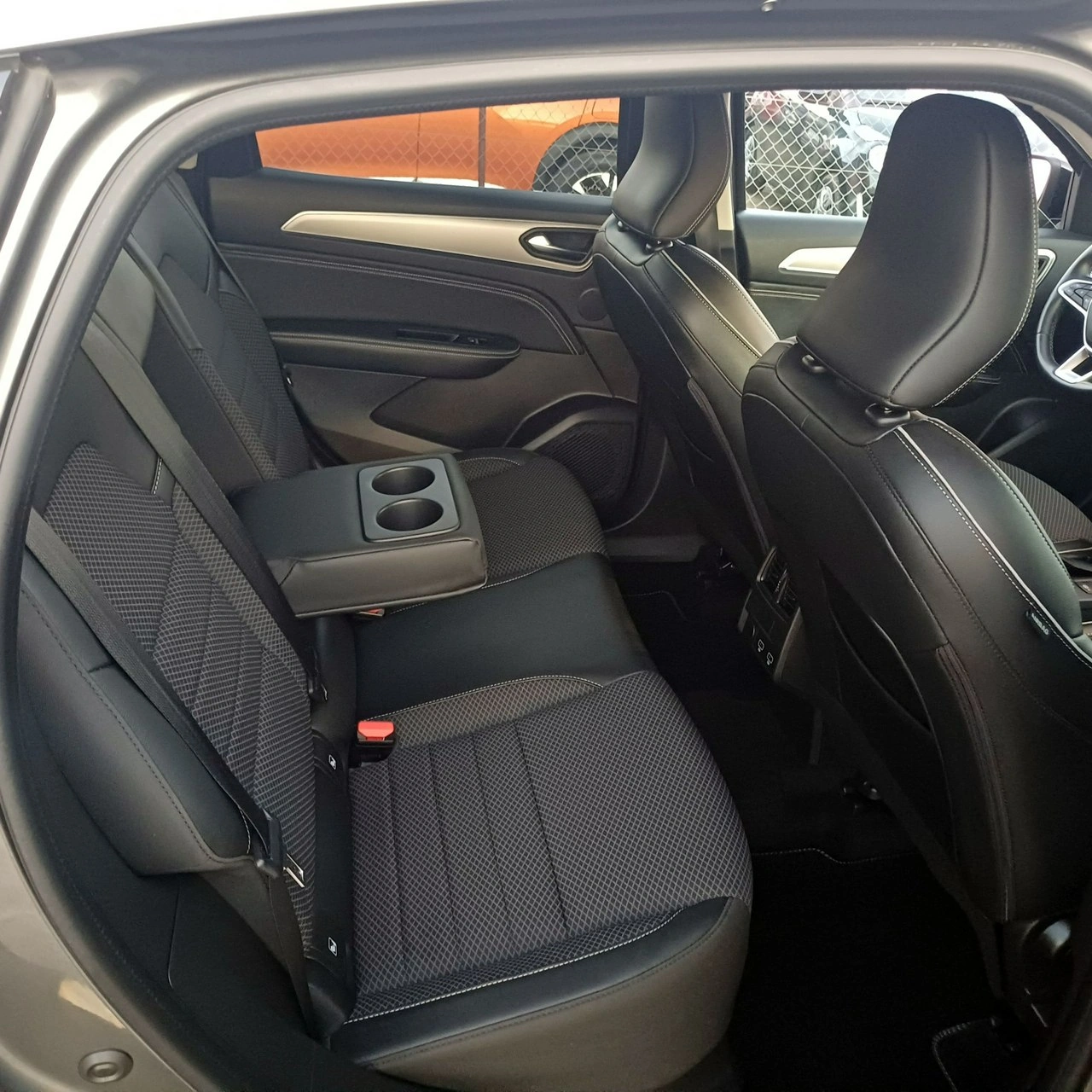 Renault Arkana - Zdjęcie 7