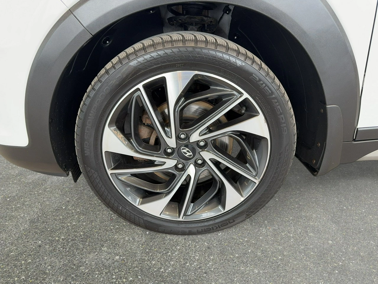 Hyundai Tucson - Zdjęcie 9