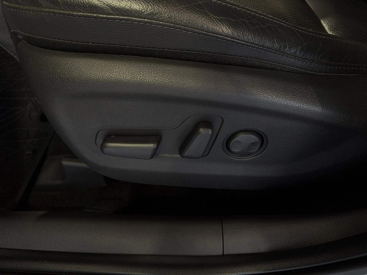 Hyundai Tucson - Zdjęcie 12