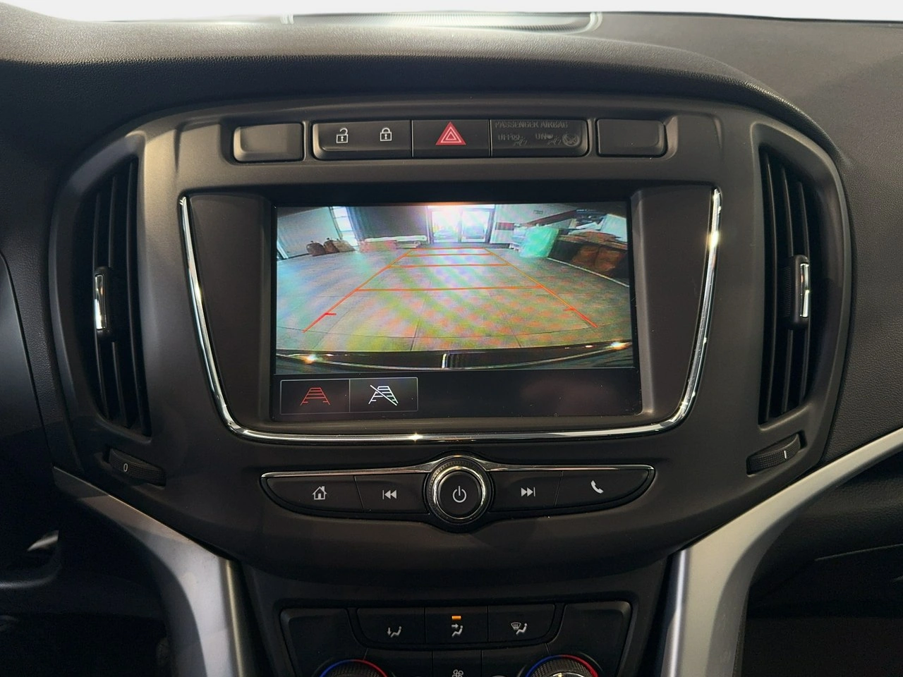 Opel Zafira - Zdjęcie 21