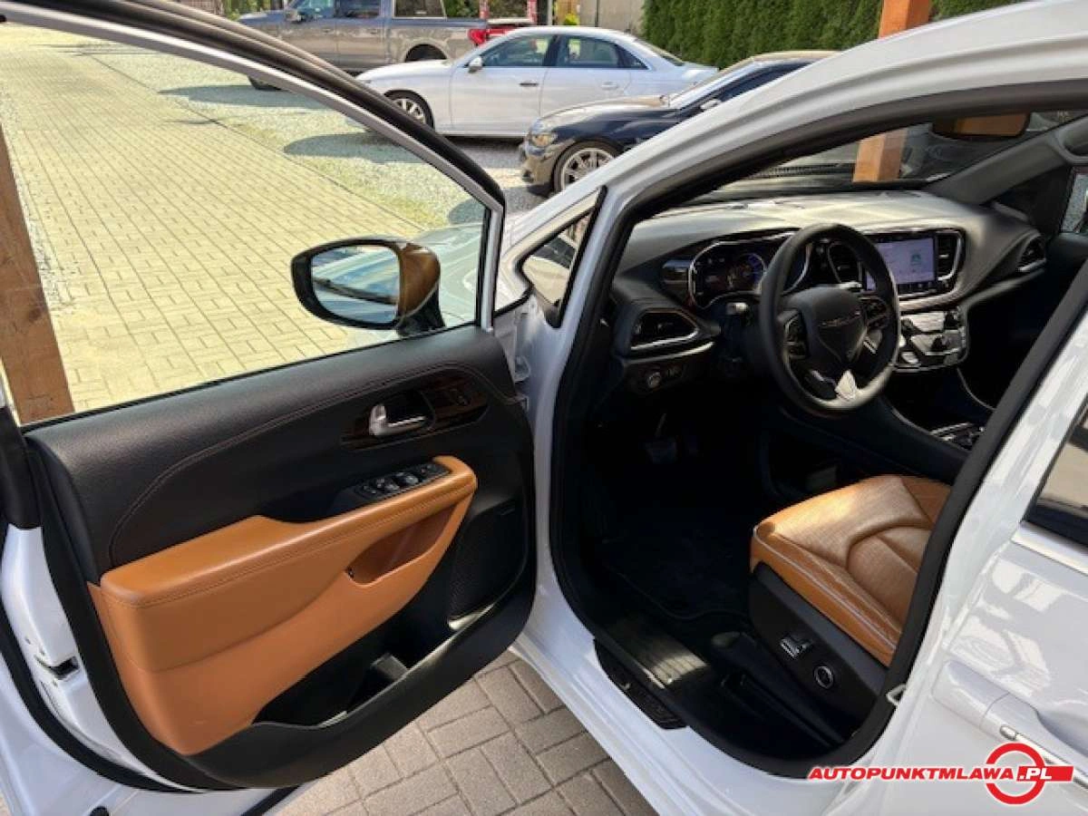 Chrysler Pacifica - Zdjęcie 4