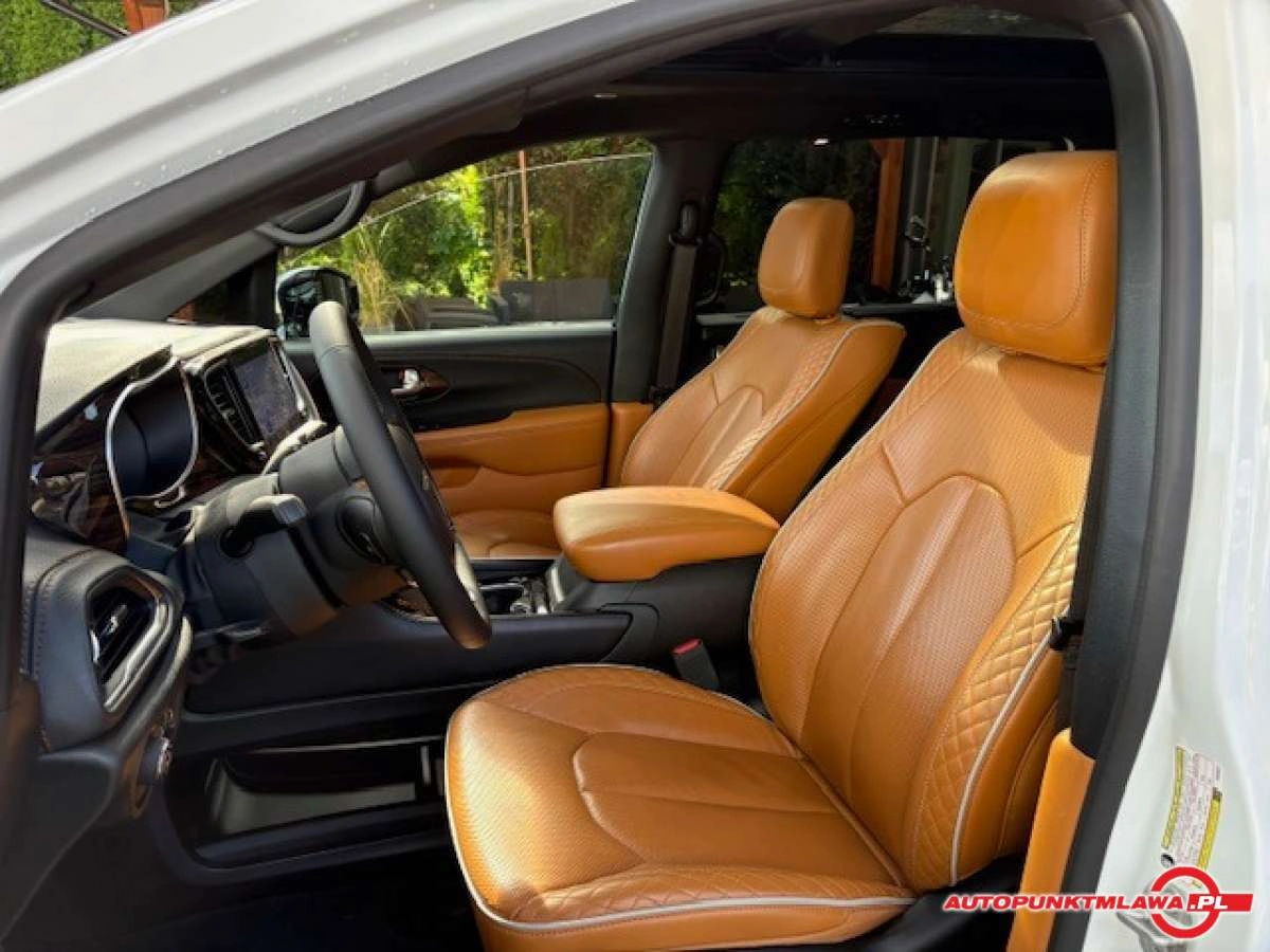 Chrysler Pacifica - Zdjęcie 6