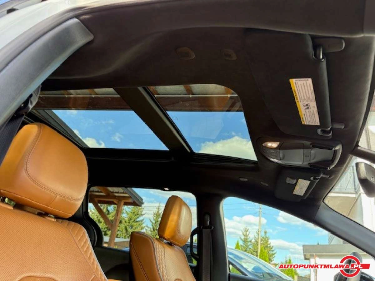 Chrysler Pacifica - Zdjęcie 16