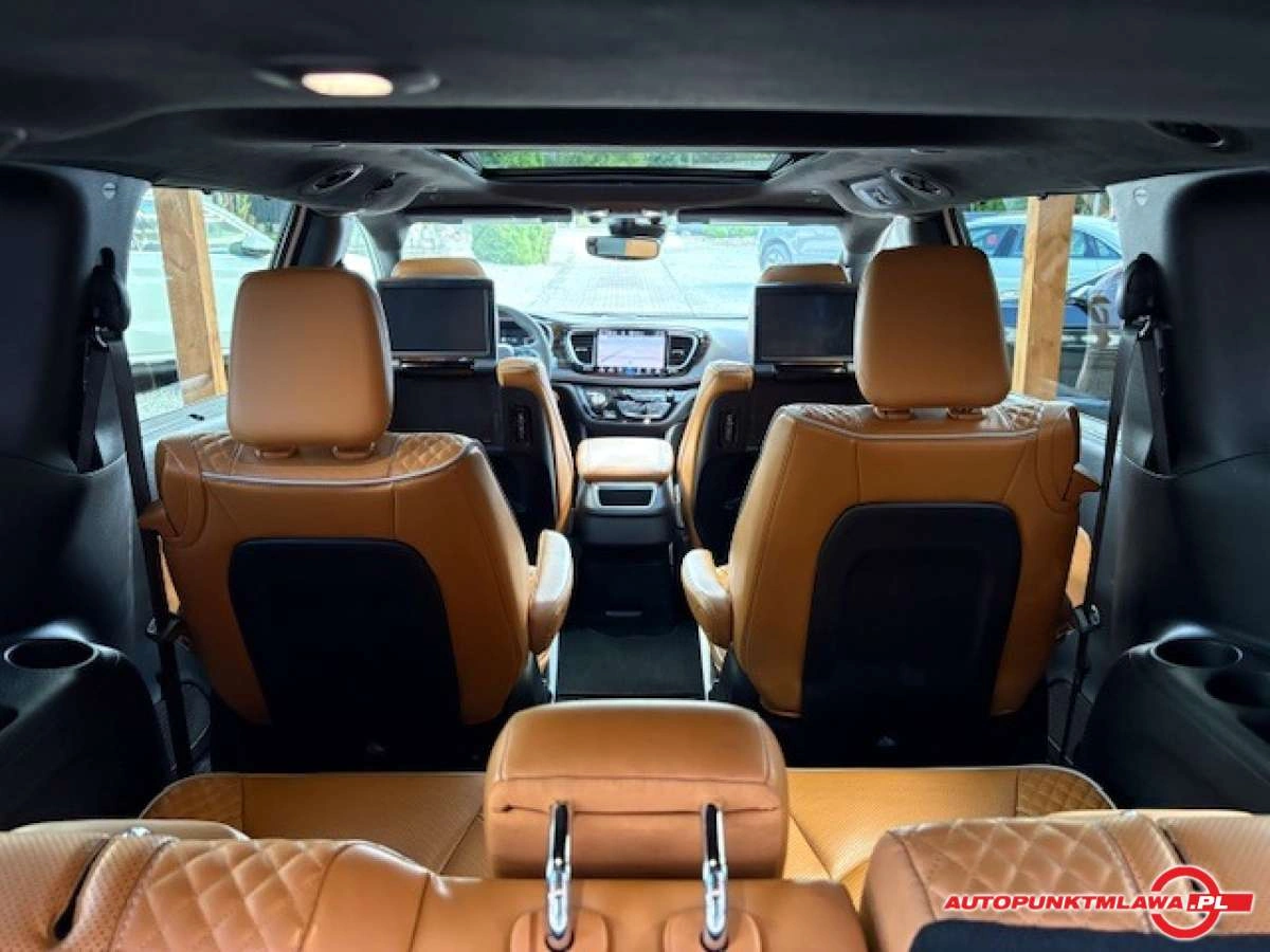 Chrysler Pacifica - Zdjęcie 24