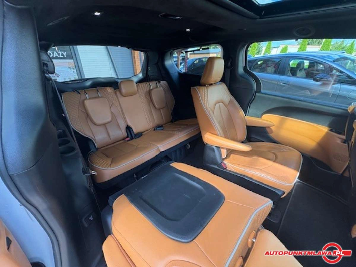 Chrysler Pacifica - Zdjęcie 20