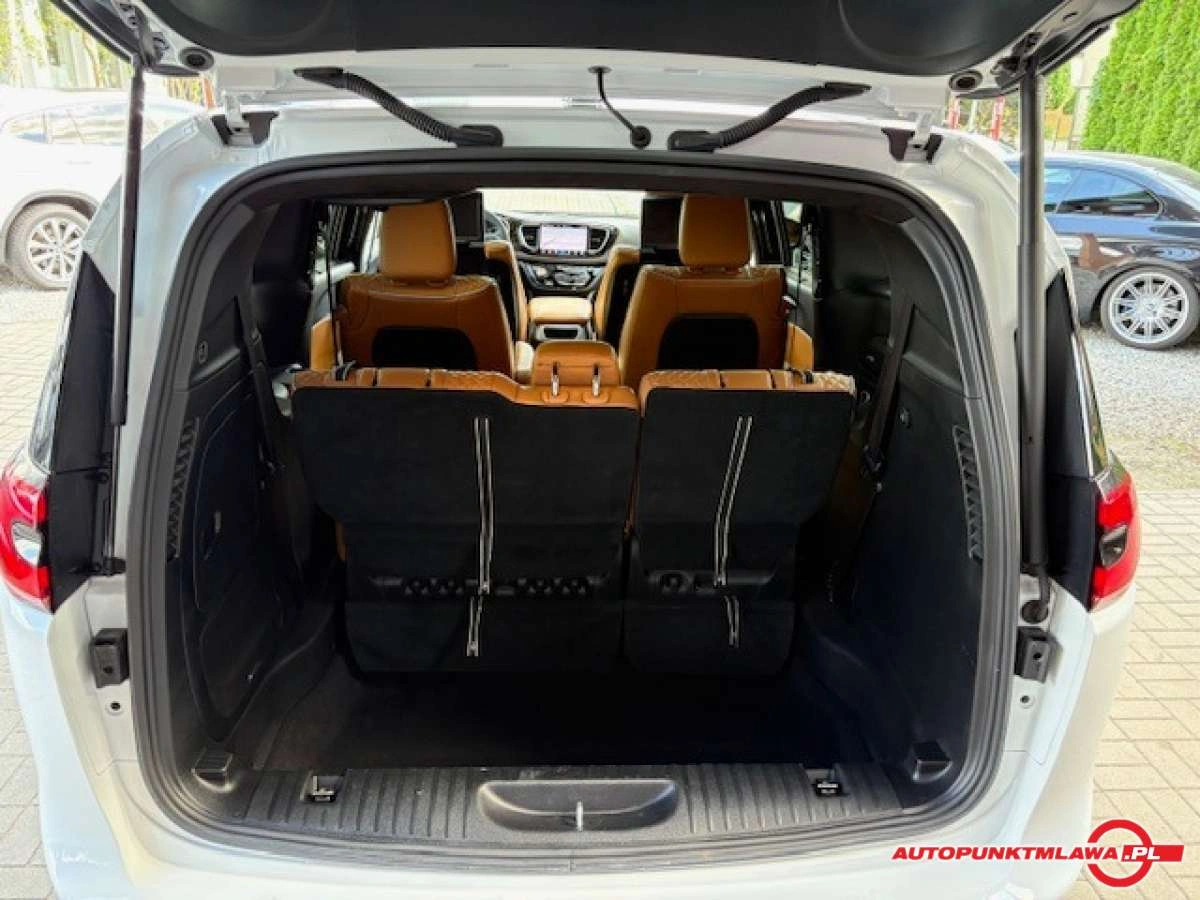 Chrysler Pacifica - Zdjęcie 23