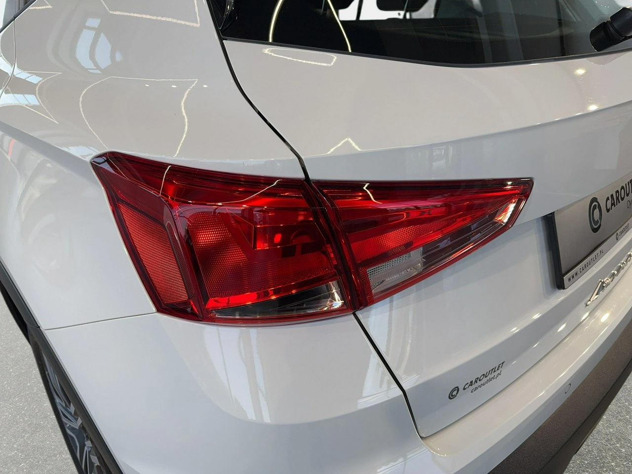 Seat Arona - Zdjęcie 10