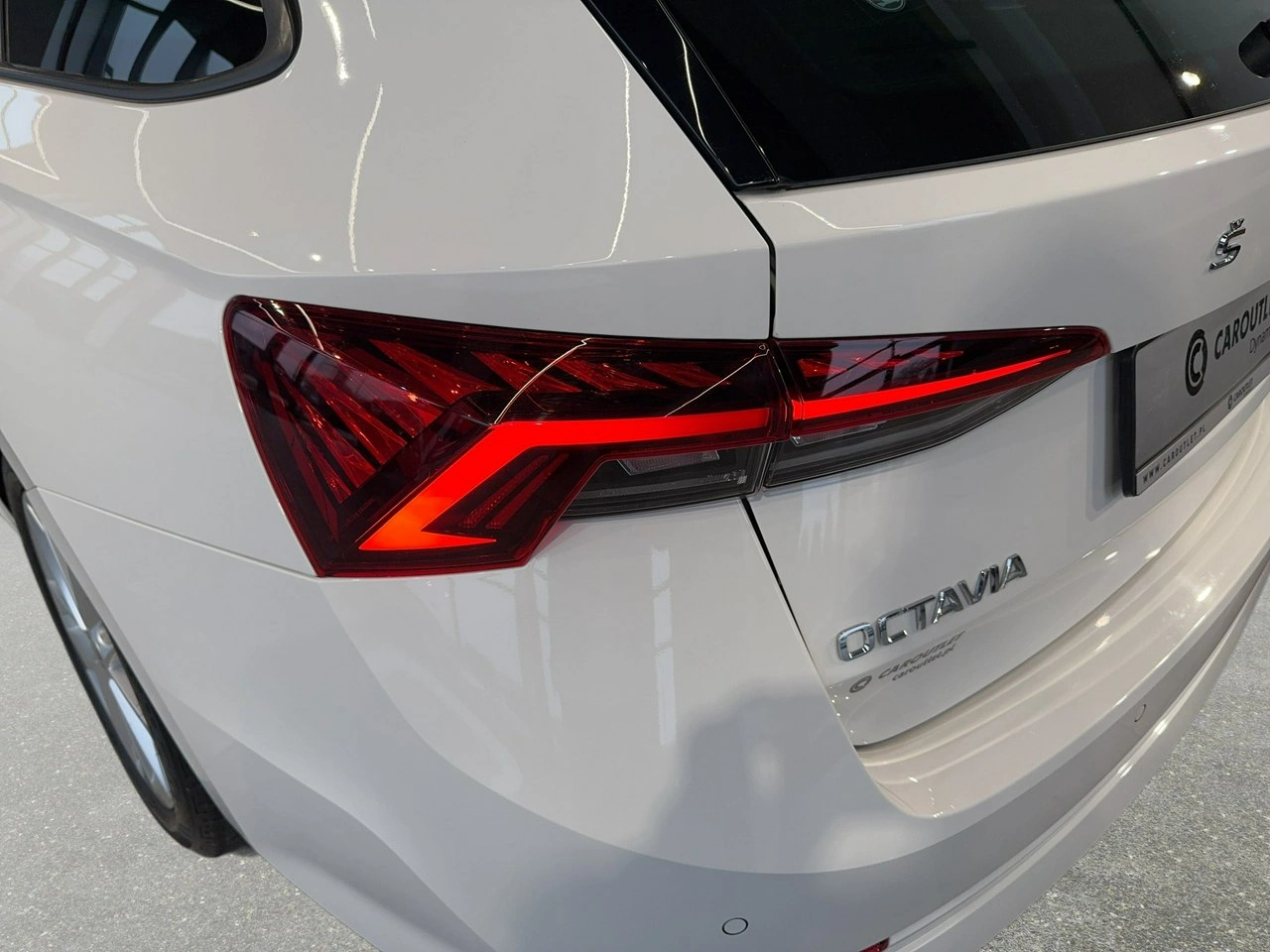 Skoda Octavia - Zdjęcie 10