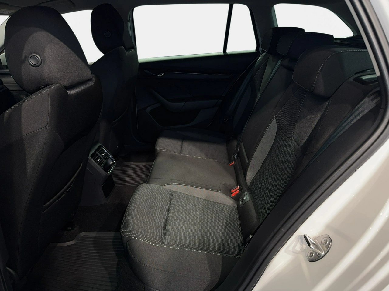 Skoda Octavia - Zdjęcie 12