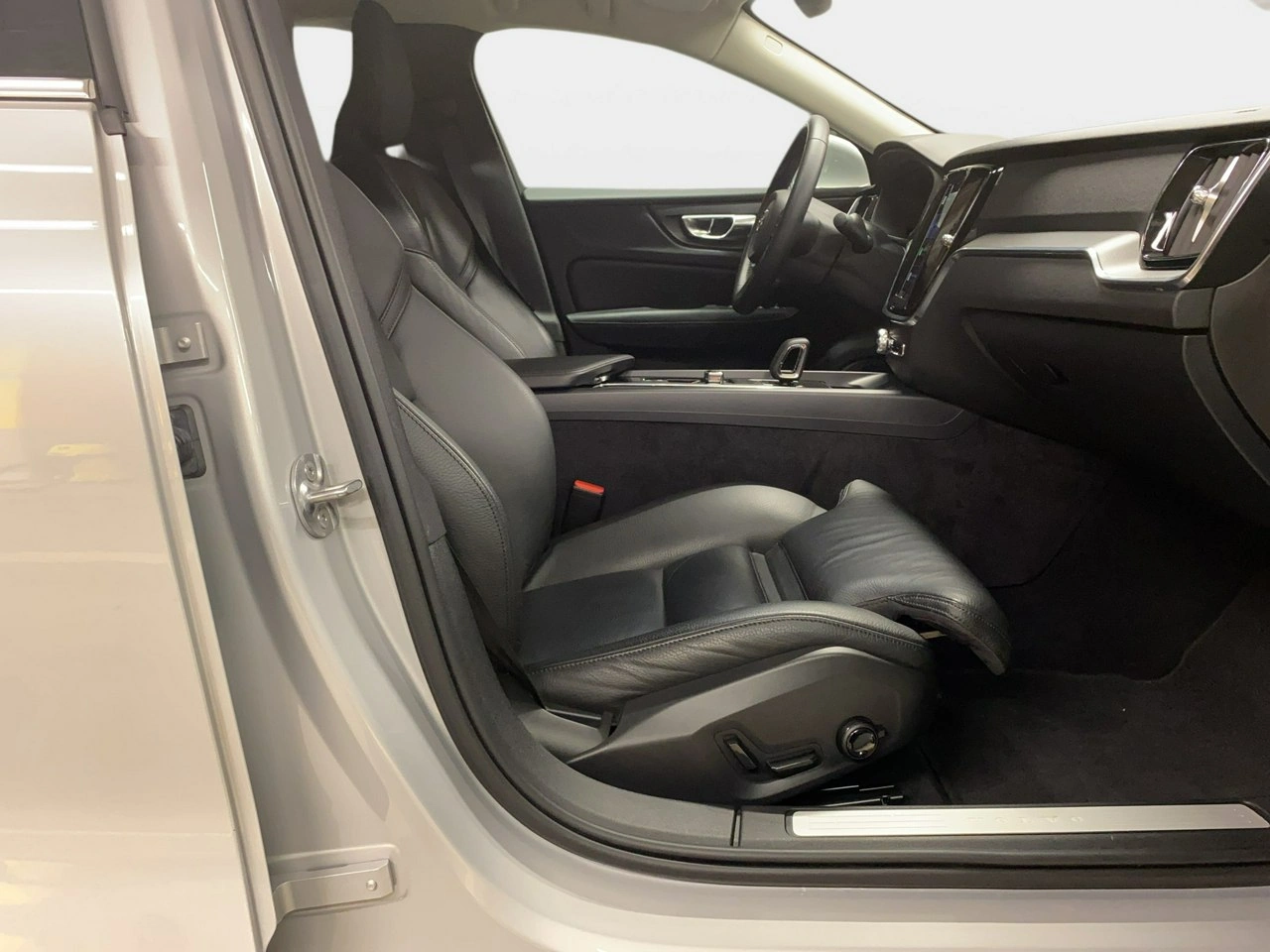 Volvo S60 - Zdjęcie 11