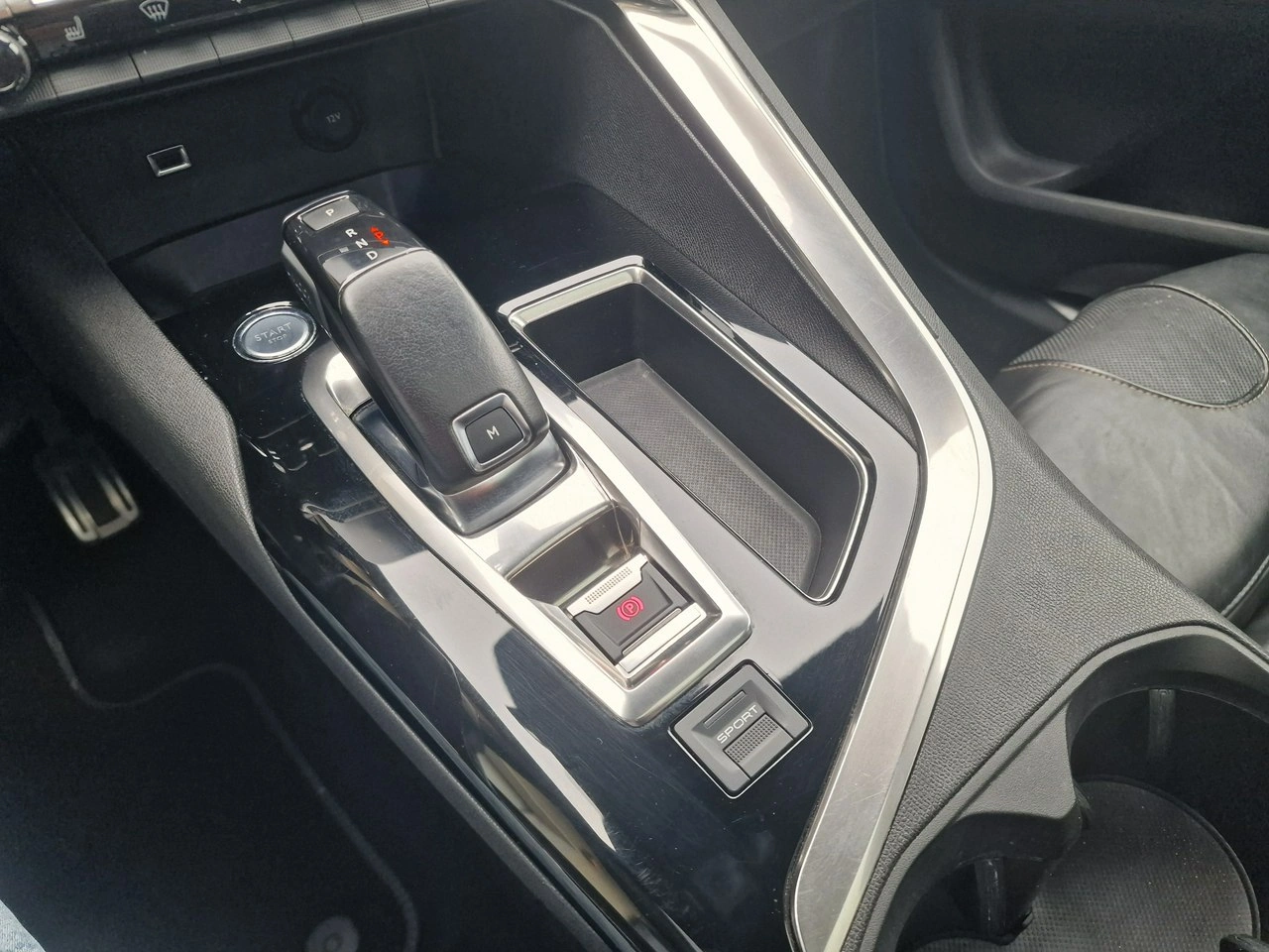 Peugeot 3008 - Zdjęcie 32