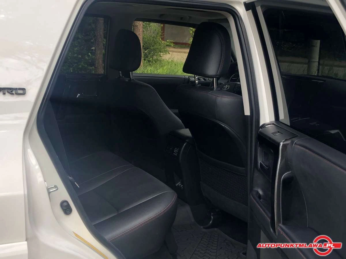 Toyota 4-Runner - Zdjęcie 19