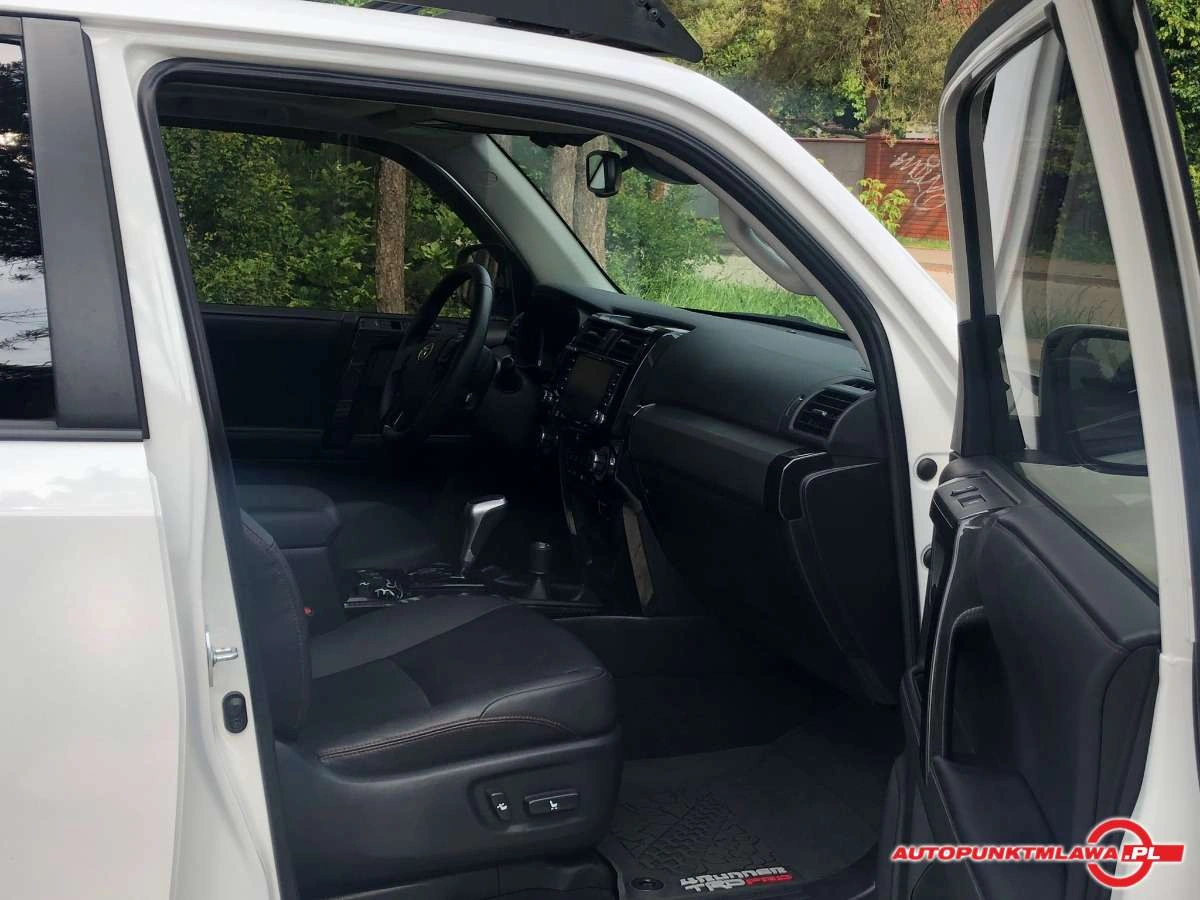 Toyota 4-Runner - Zdjęcie 22
