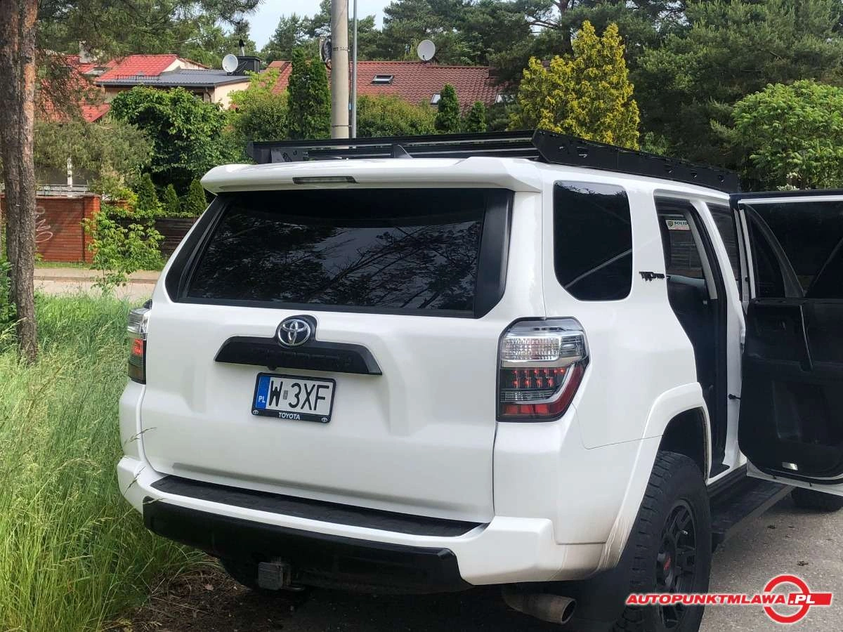 Toyota 4-Runner - Zdjęcie 18