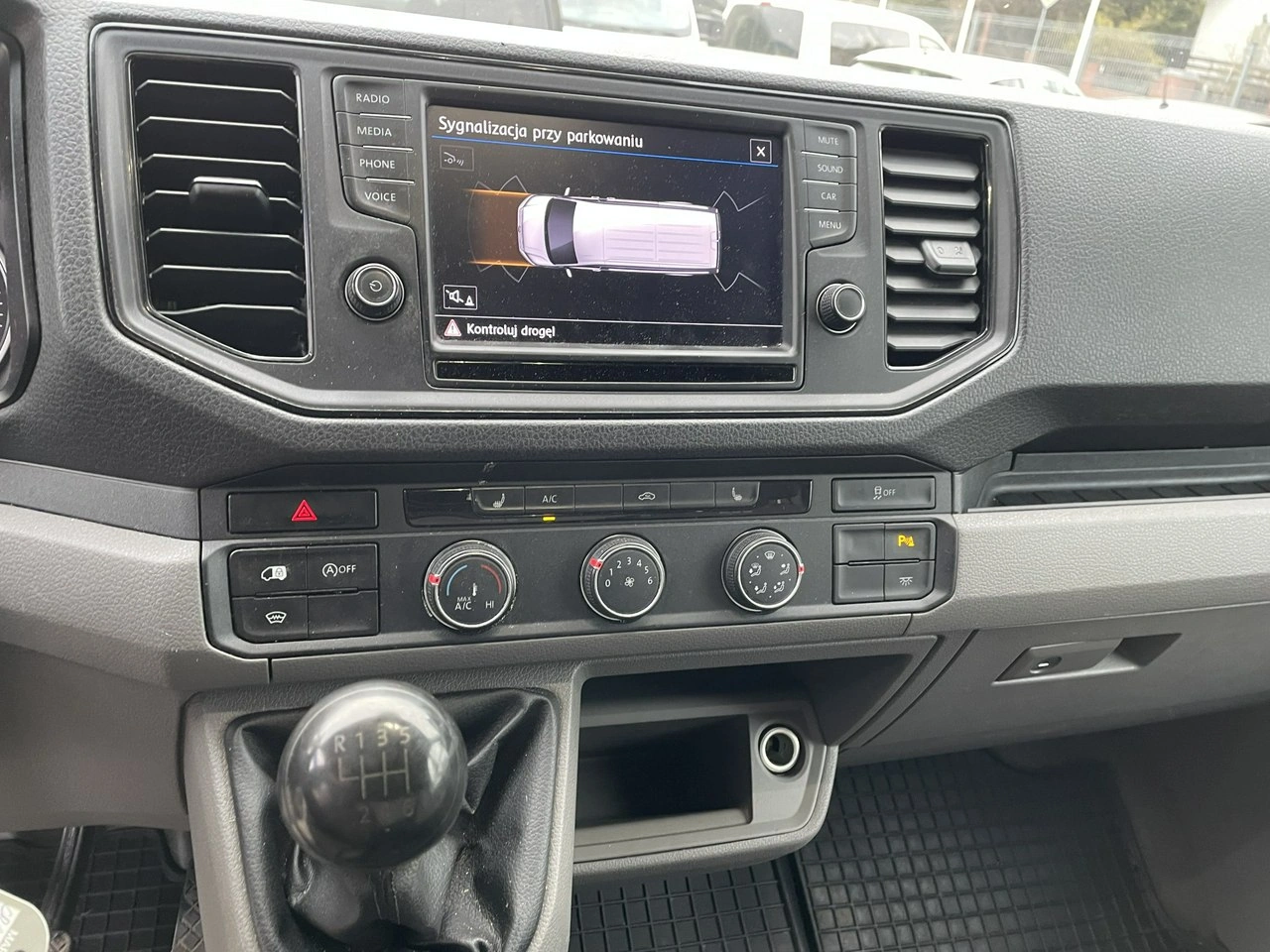 Volkswagen Crafter - Zdjęcie 16