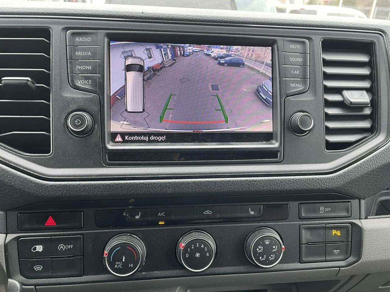 Volkswagen Crafter - Zdjęcie 17