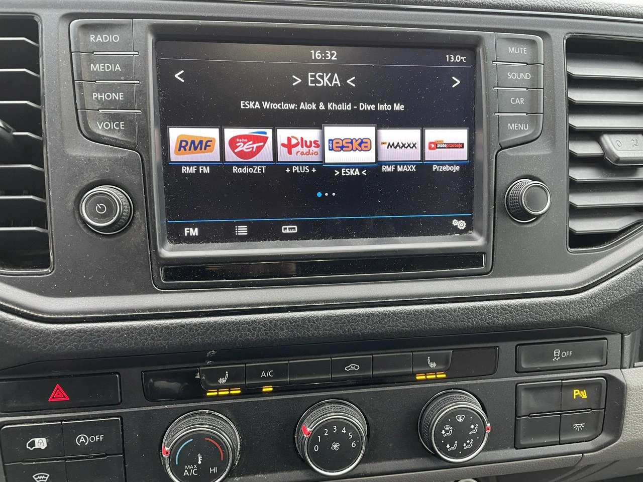 Volkswagen Crafter - Zdjęcie 18