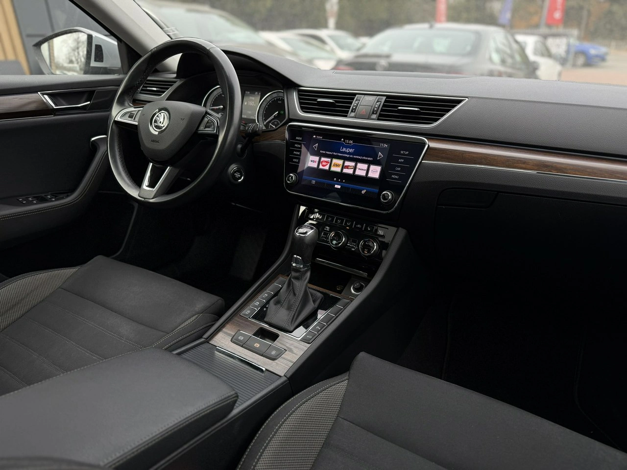 Skoda Superb - Zdjęcie 15