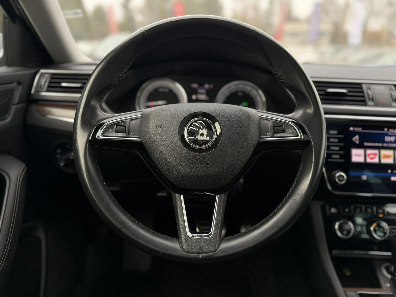 Skoda Superb - Zdjęcie 16