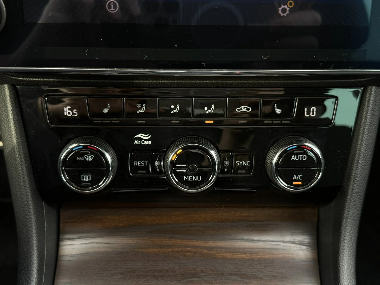 Skoda Superb - Zdjęcie 26