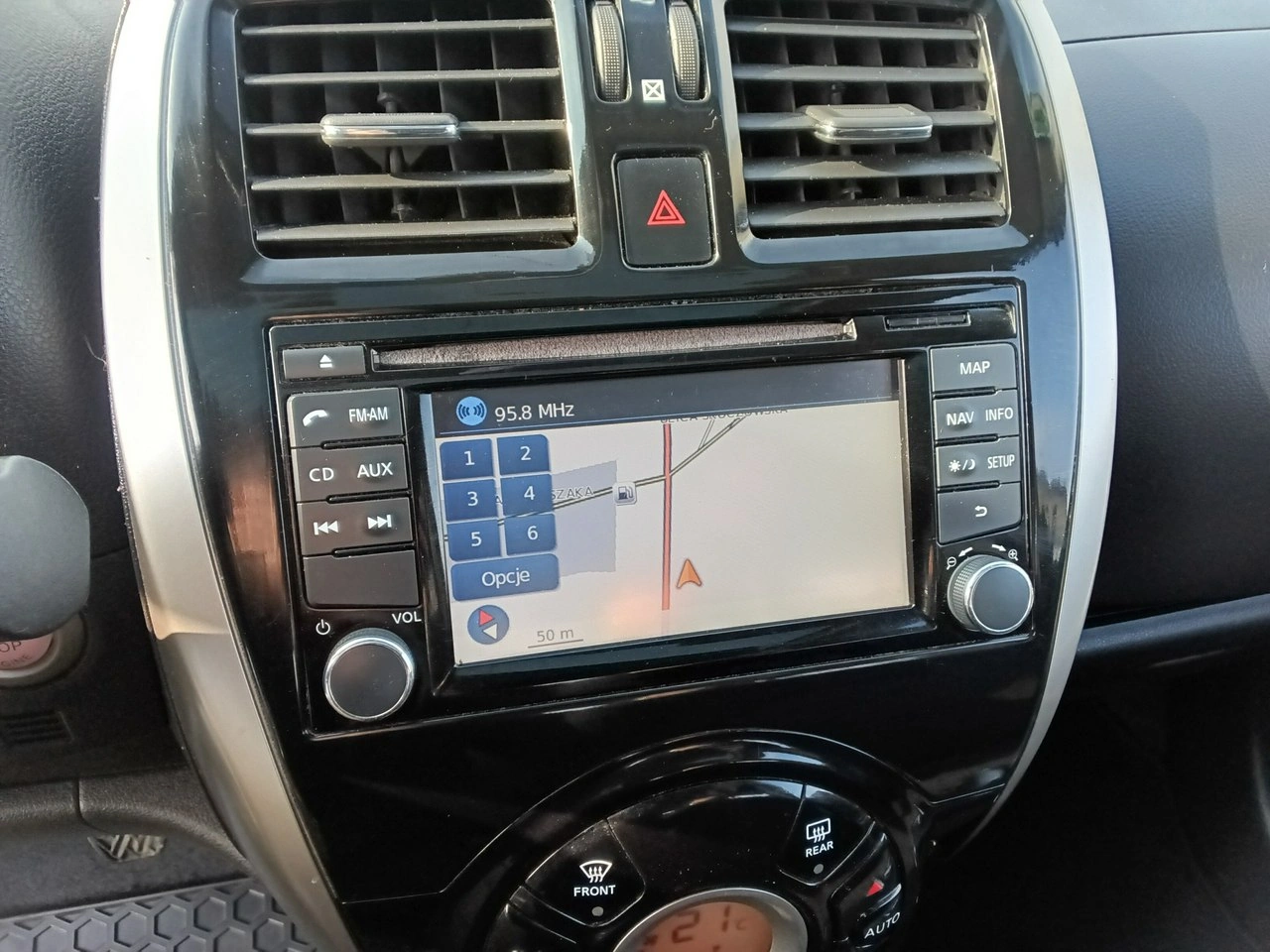 Nissan Micra - Zdjęcie 16