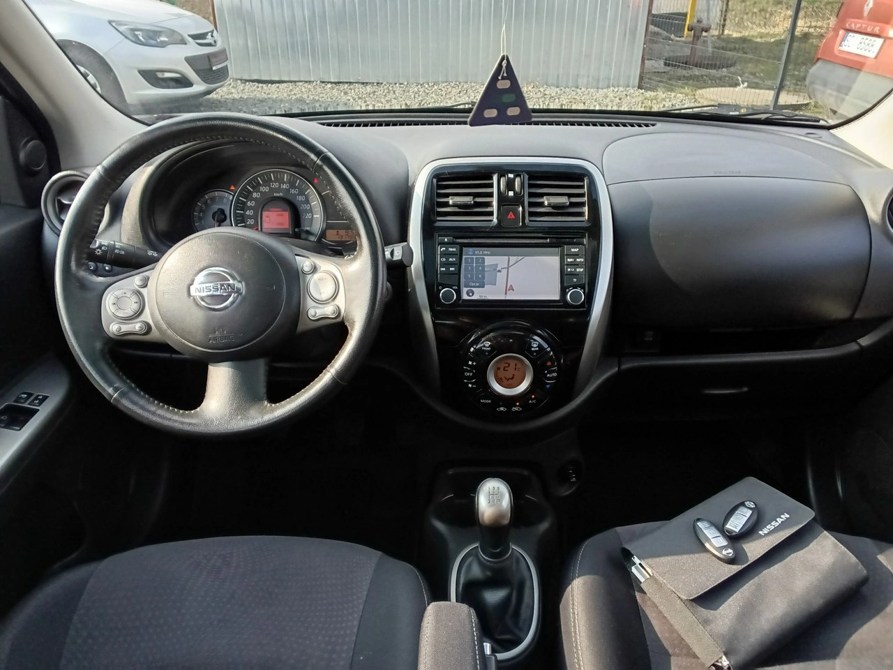 Nissan Micra - Zdjęcie 7