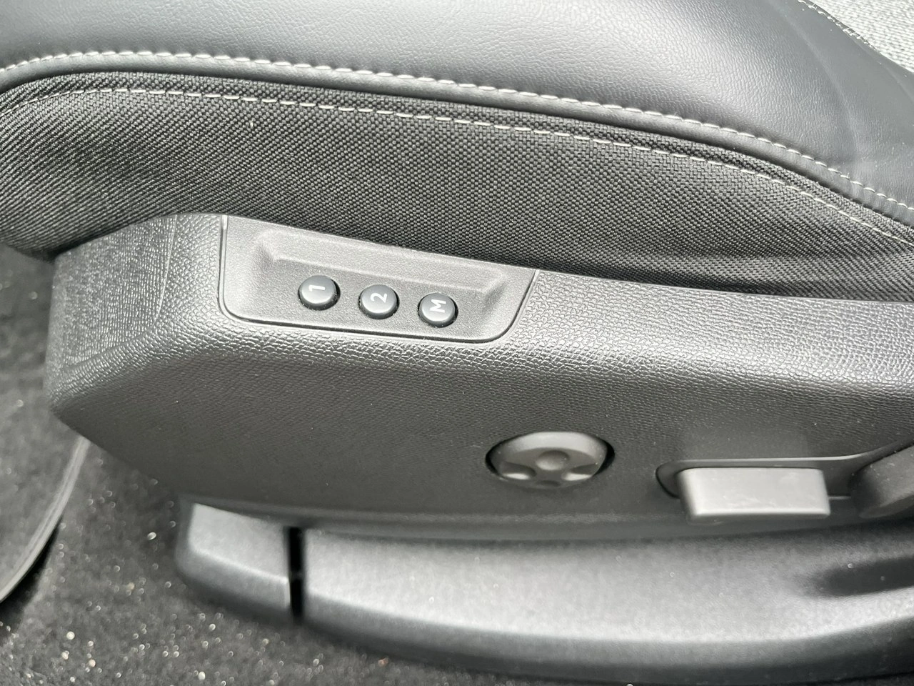 Peugeot 3008 - Zdjęcie 11