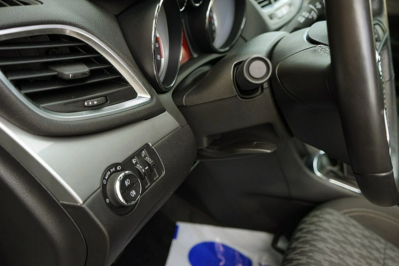 Opel Mokka - Zdjęcie 16