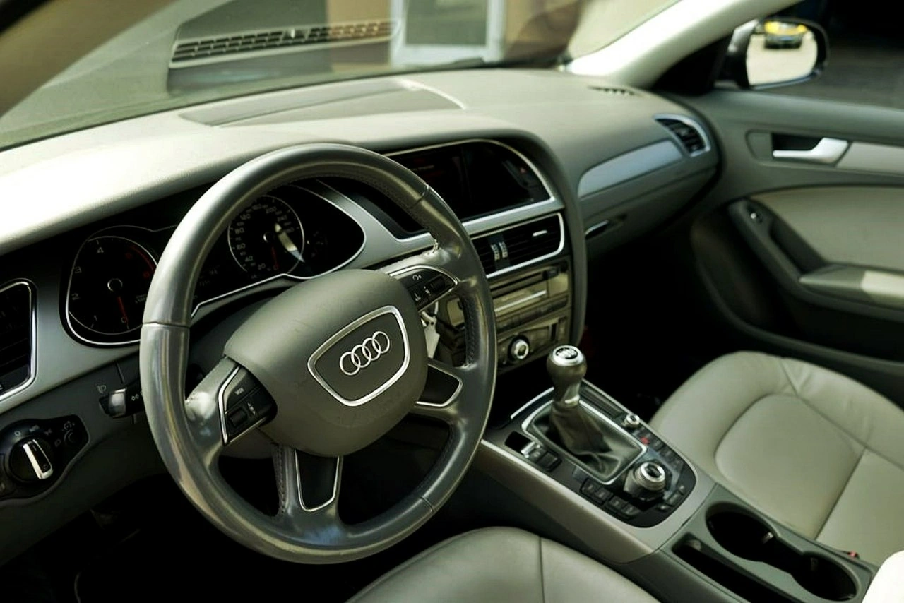 Audi A4 - Zdjęcie 17