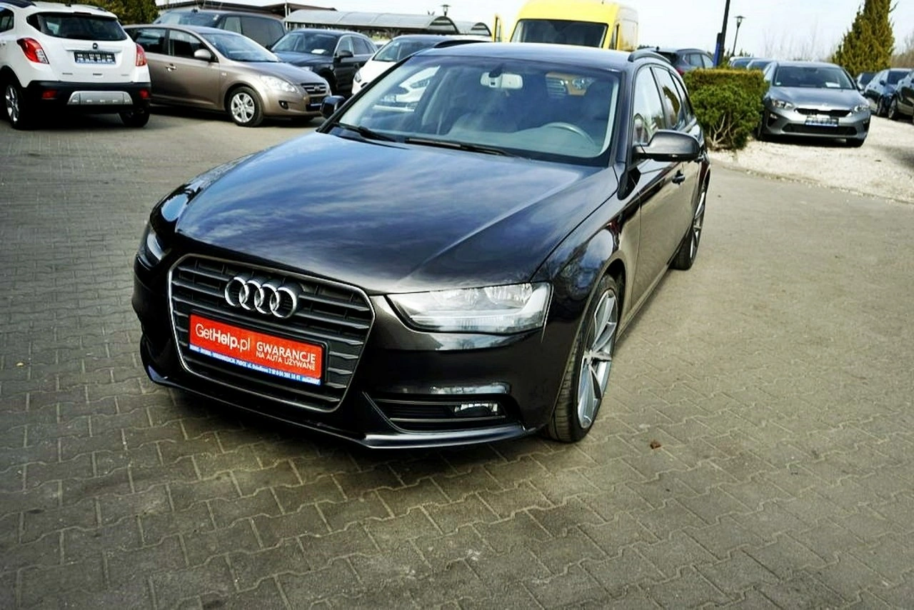Audi A4 - Główne zdjęcie