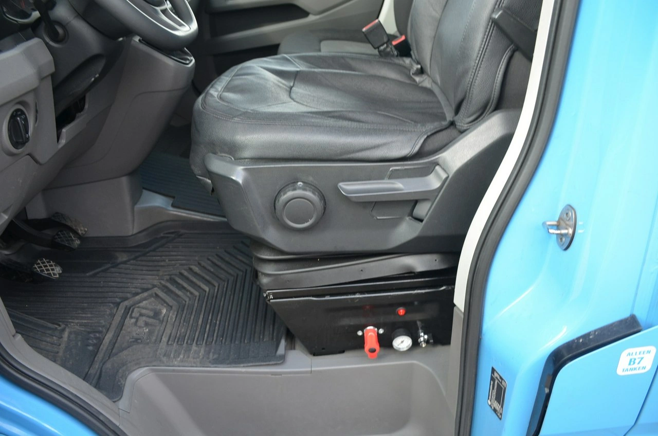 Volkswagen Crafter - Zdjęcie 19