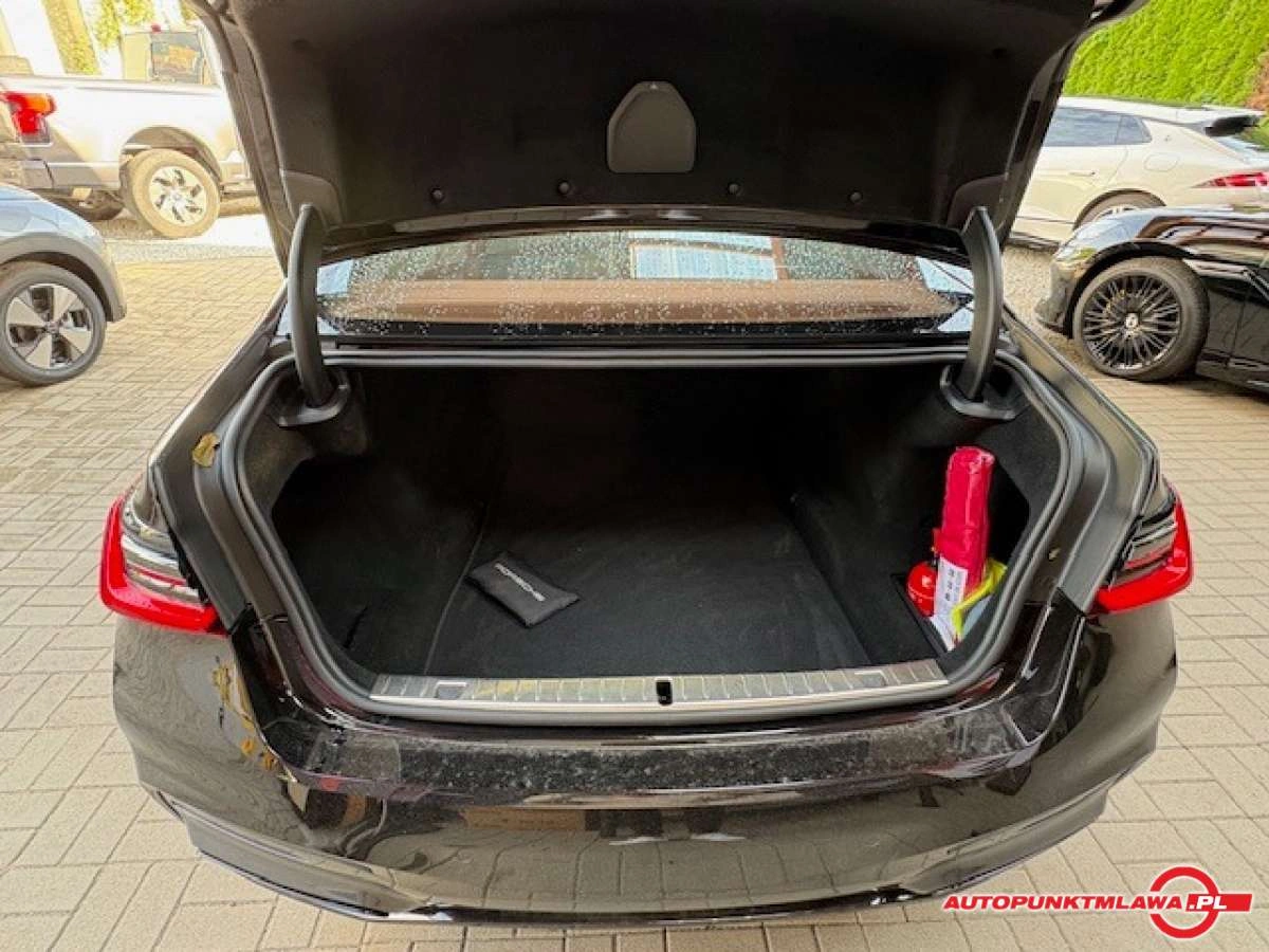 BMW Seria 7 - Zdjęcie 20