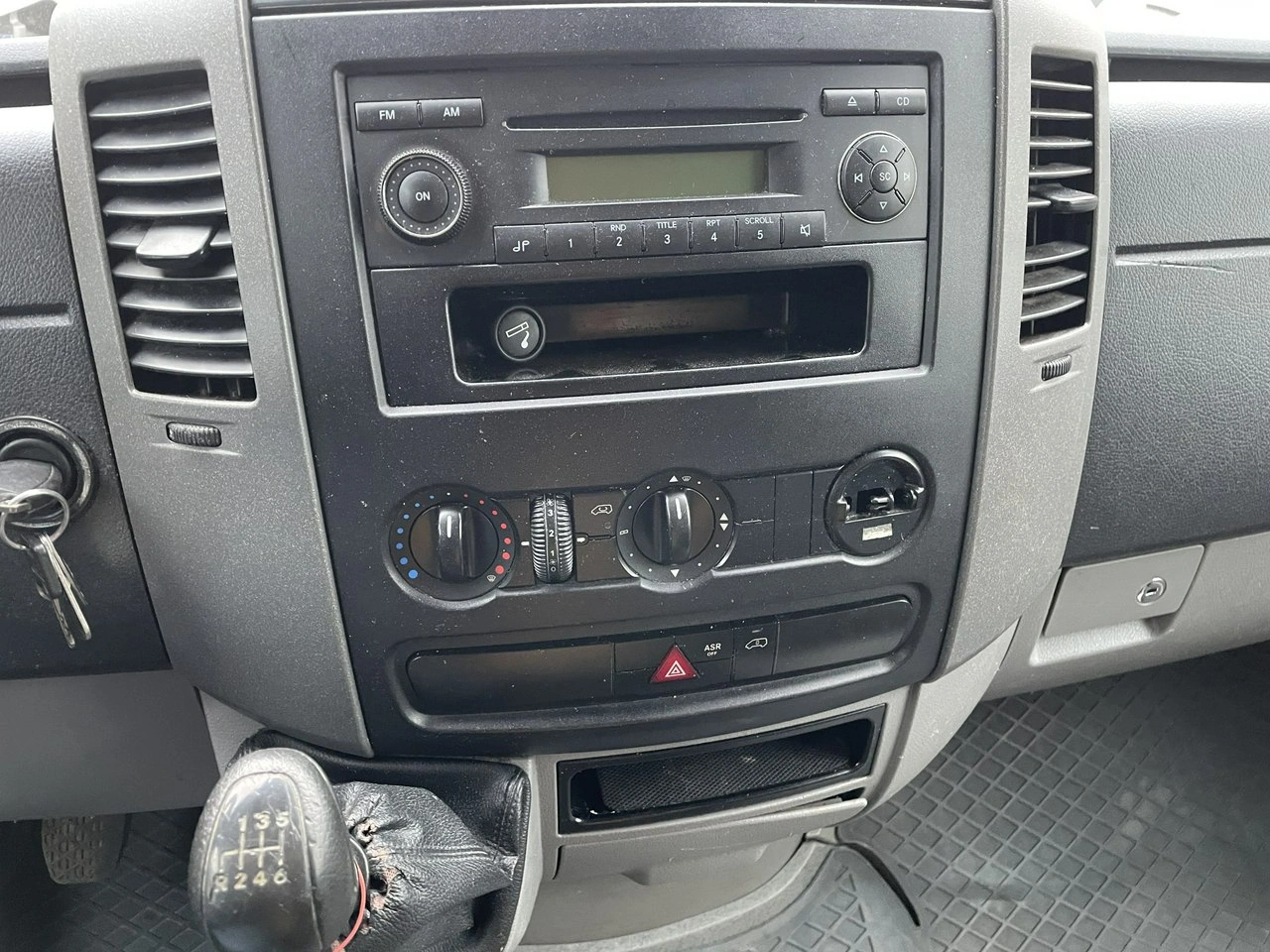 Mercedes Sprinter - Zdjęcie 14