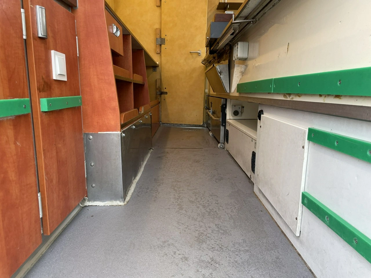 Mercedes Sprinter - Zdjęcie 20