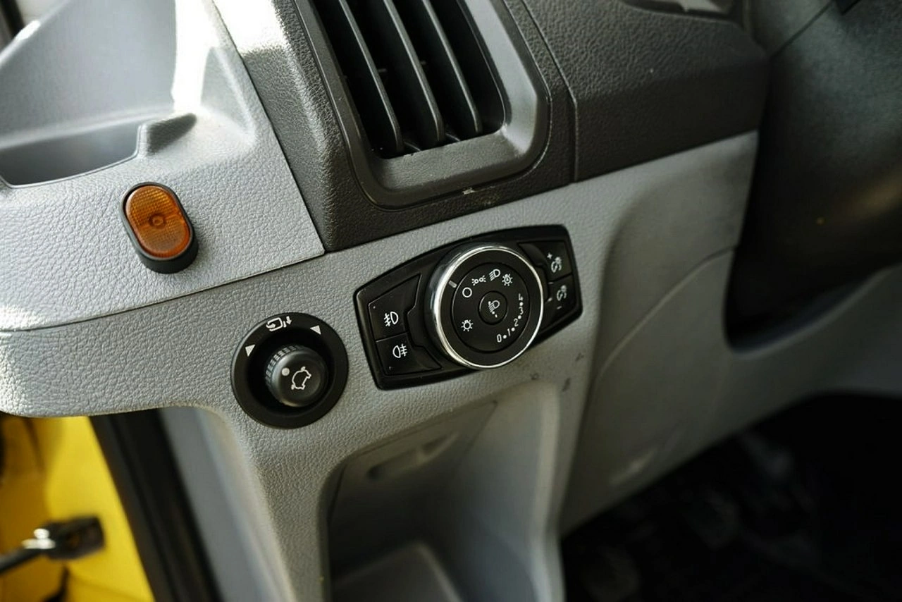 Ford Transit - Zdjęcie 16