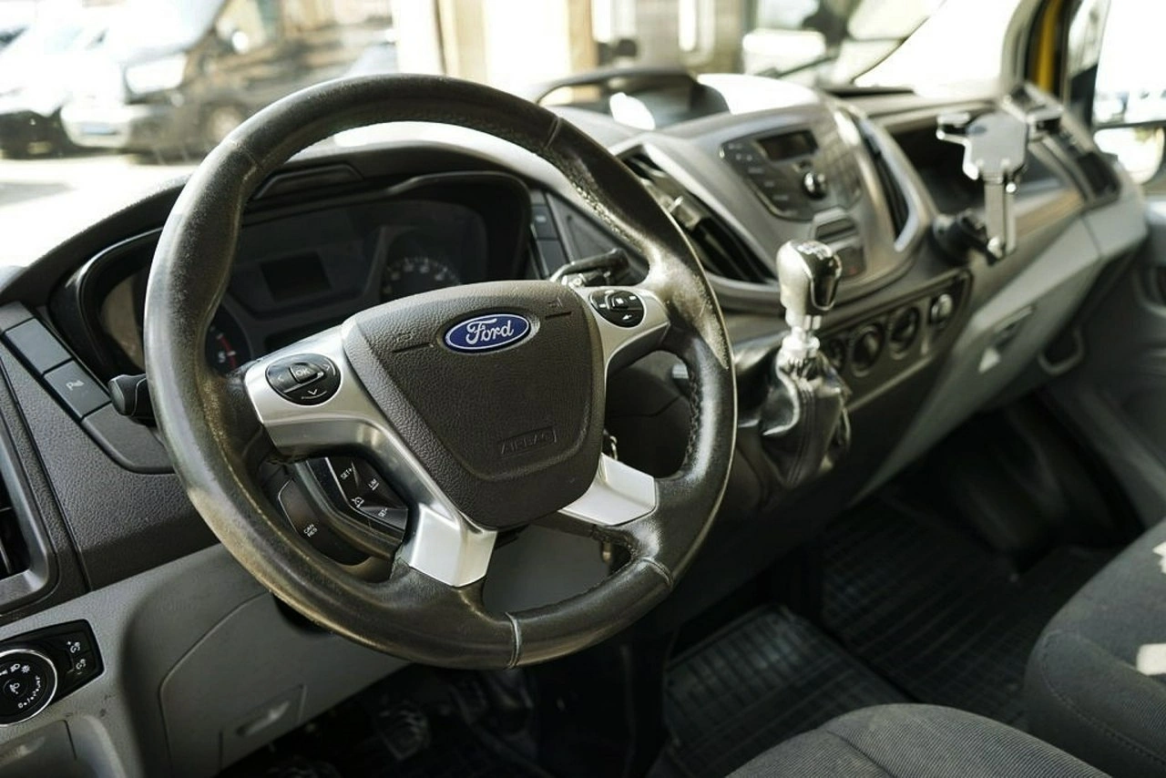 Ford Transit - Zdjęcie 17