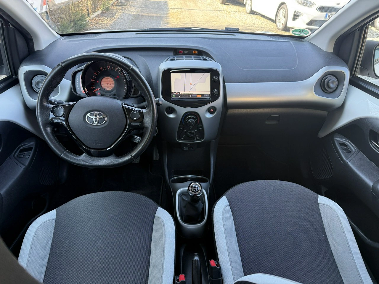 Toyota Aygo - Zdjęcie 13