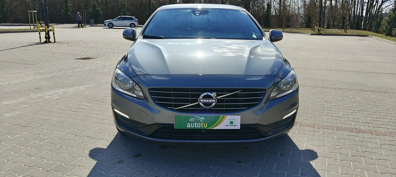 Volvo S60 - Zdjęcie 9