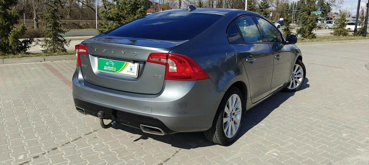 Volvo S60 - Zdjęcie 2