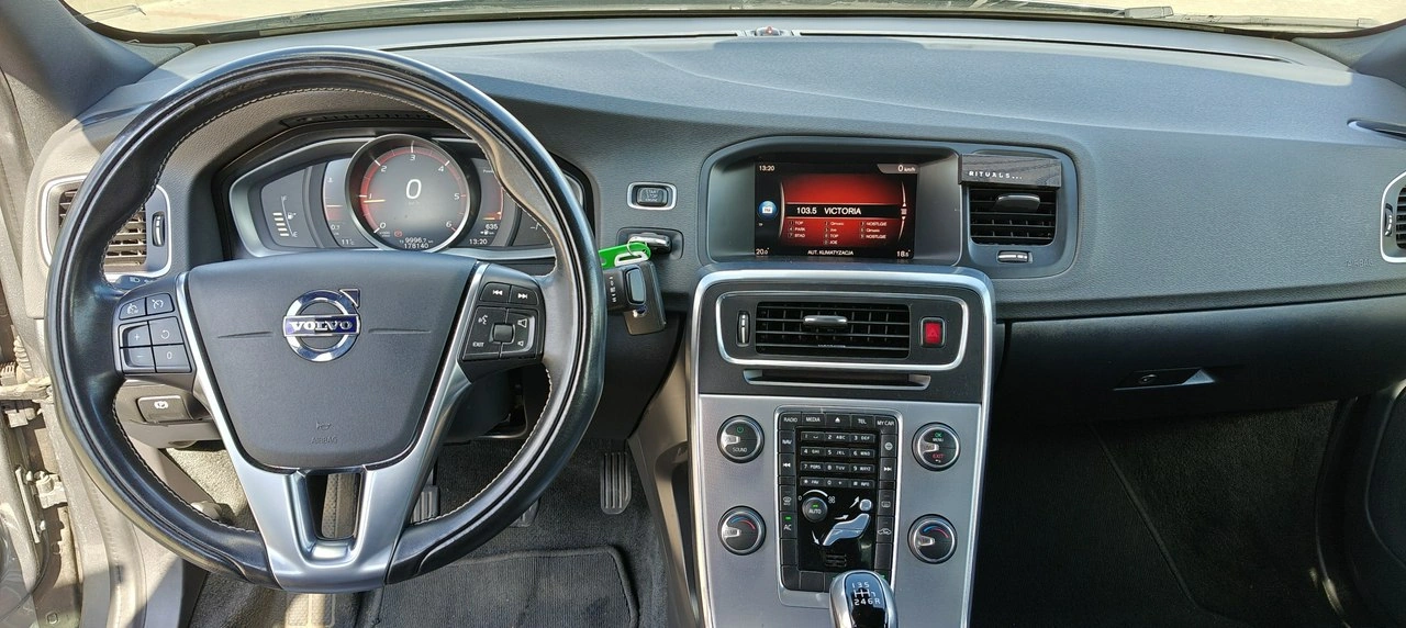 Volvo S60 - Zdjęcie 4