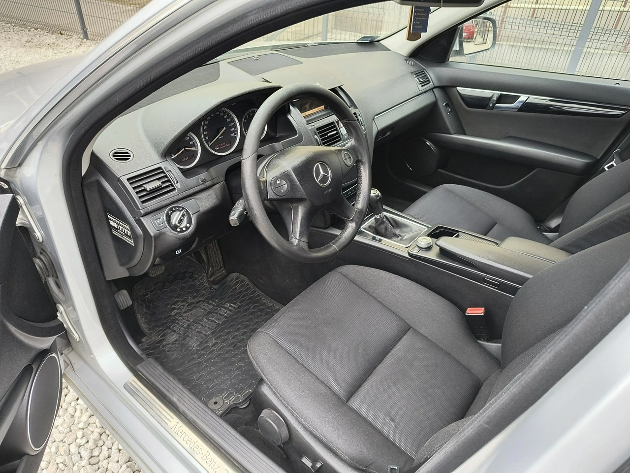 Mercedes C 180 - Zdjęcie 11