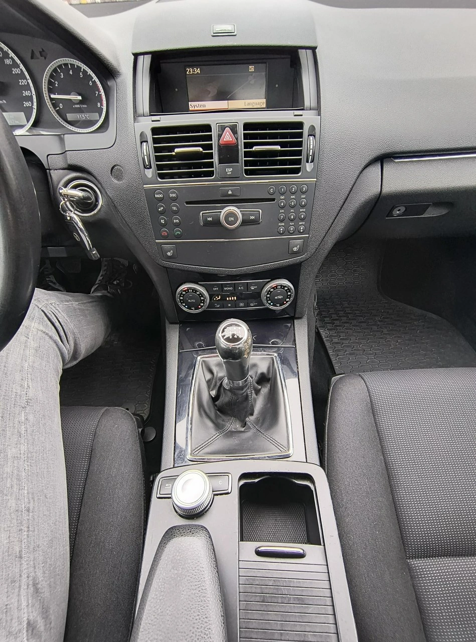 Mercedes C 180 - Zdjęcie 12