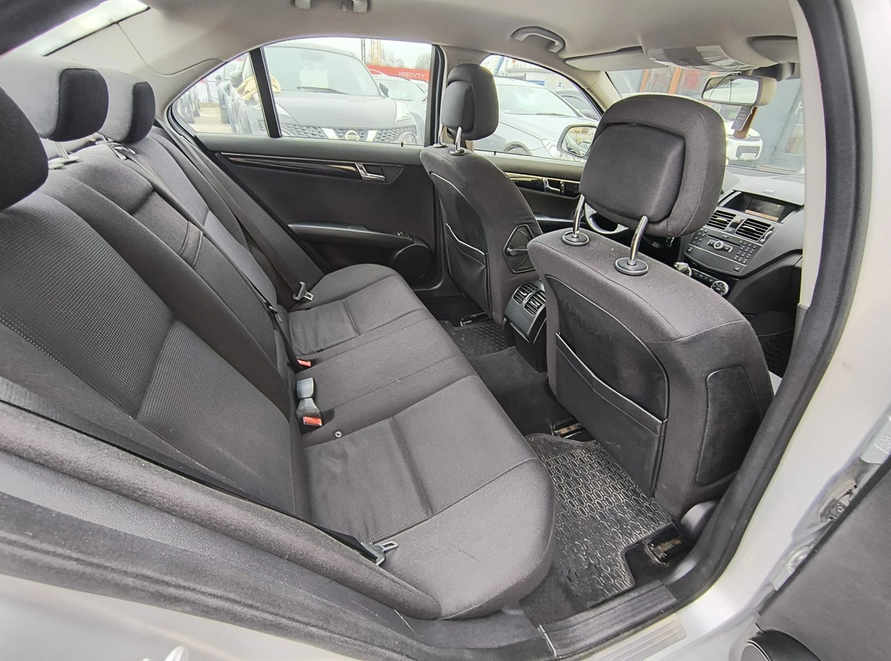 Mercedes C 180 - Zdjęcie 17